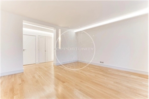 appartement à la vente -   75018  PARIS 18E ARRONDISSEMENT, surface 70 m2 vente appartement - APR686614